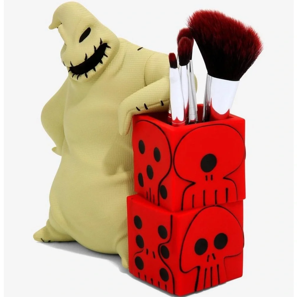 Loungefly The Nightmare Before Christmas Oogie Boogie Make Up Brush Set - Picture 4 of 5